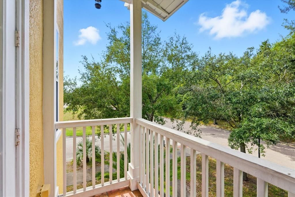 Activo con contrato: $225,000 (3 camas, 2 baños, 1650 Pies cuadrados)