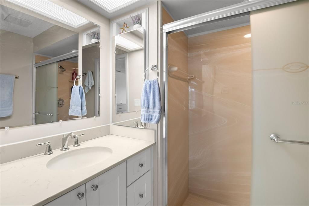 Active With Contract: $354,900 (2 beds, 2 baths, 1220 Square Feet)