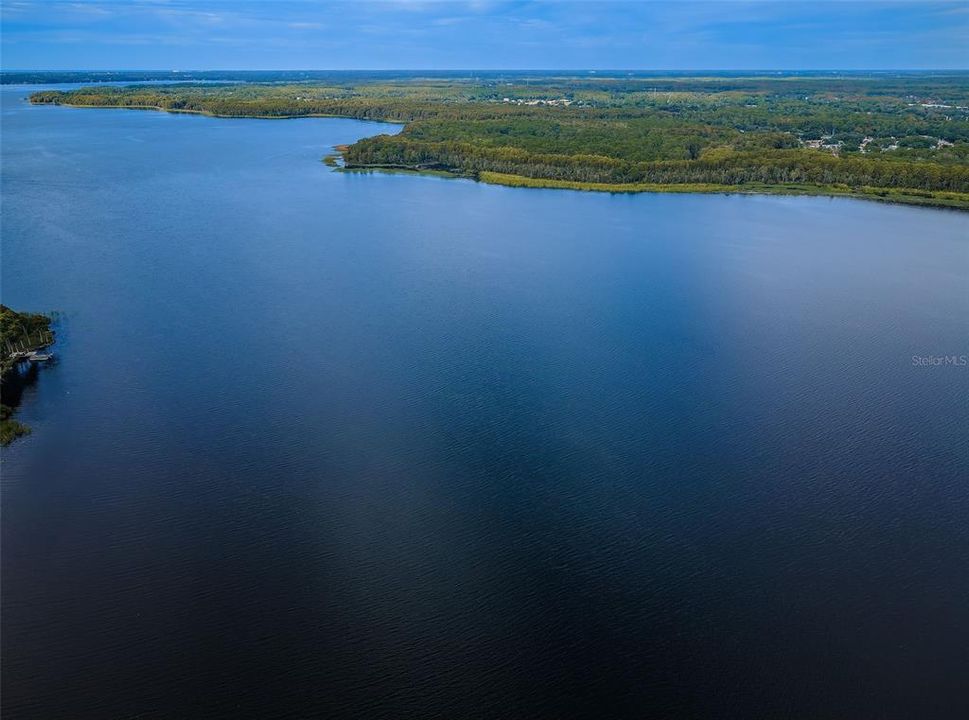 Active With Contract: $354,900 (2 beds, 2 baths, 1220 Square Feet)