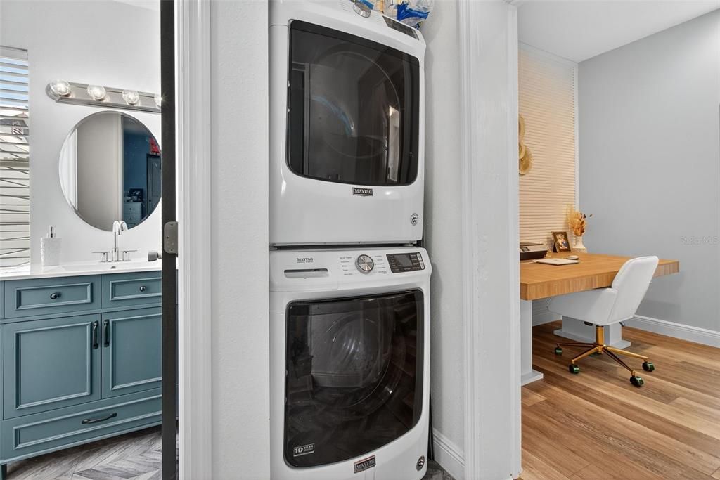 For Rent: $3,800 (4 beds, 2 baths, 1671 Square Feet)