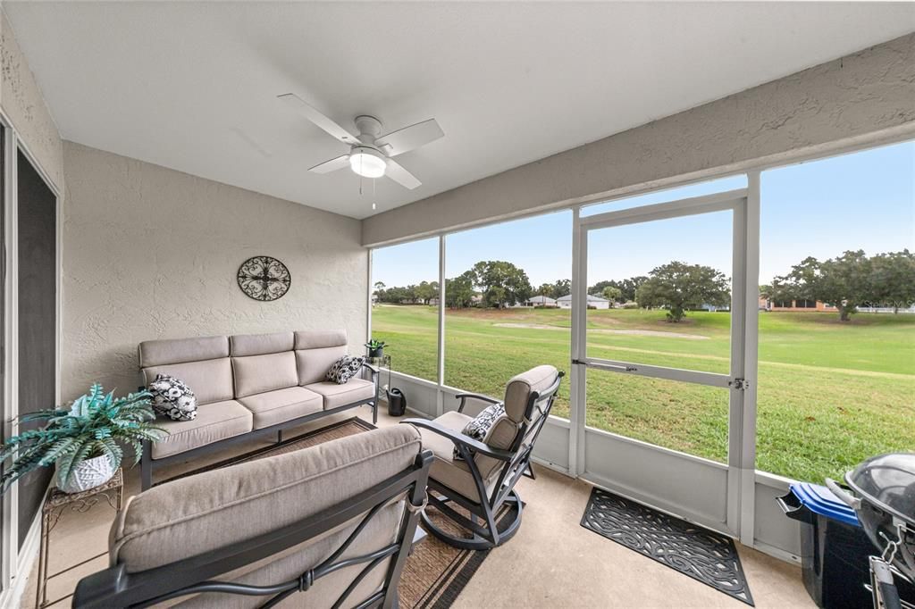 For Sale: $249,900 (2 beds, 2 baths, 1517 Square Feet)