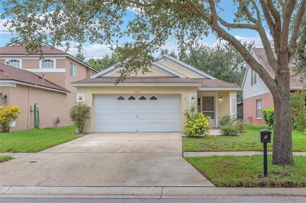 Active With Contract: $2,600 (3 beds, 2 baths, 1335 Square Feet)