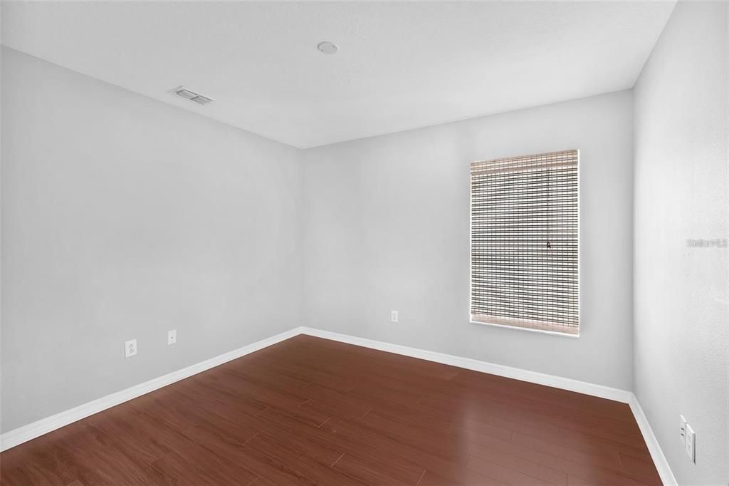 Active With Contract: $2,600 (3 beds, 2 baths, 1335 Square Feet)