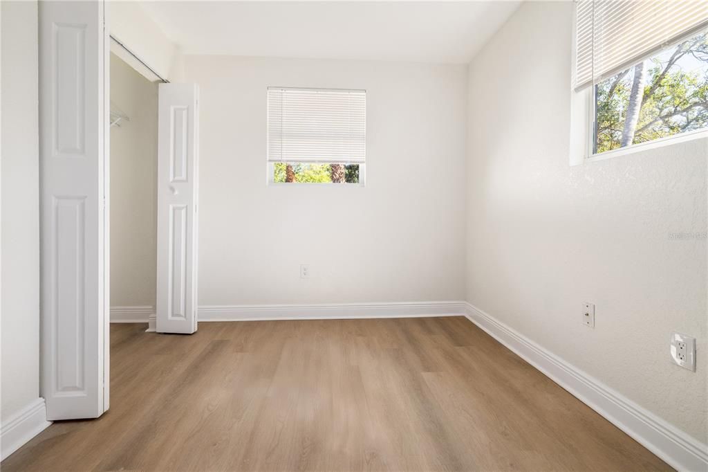 Activo con contrato: $329,999 (3 camas, 2 baños, 1106 Pies cuadrados)