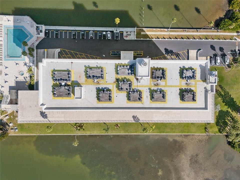 待售: $395,000 (1 贝兹, 1 浴室, 867 平方英尺)