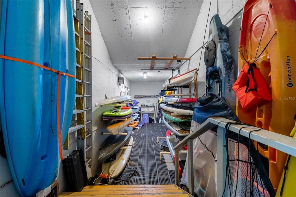 待售: $395,000 (1 贝兹, 1 浴室, 867 平方英尺)