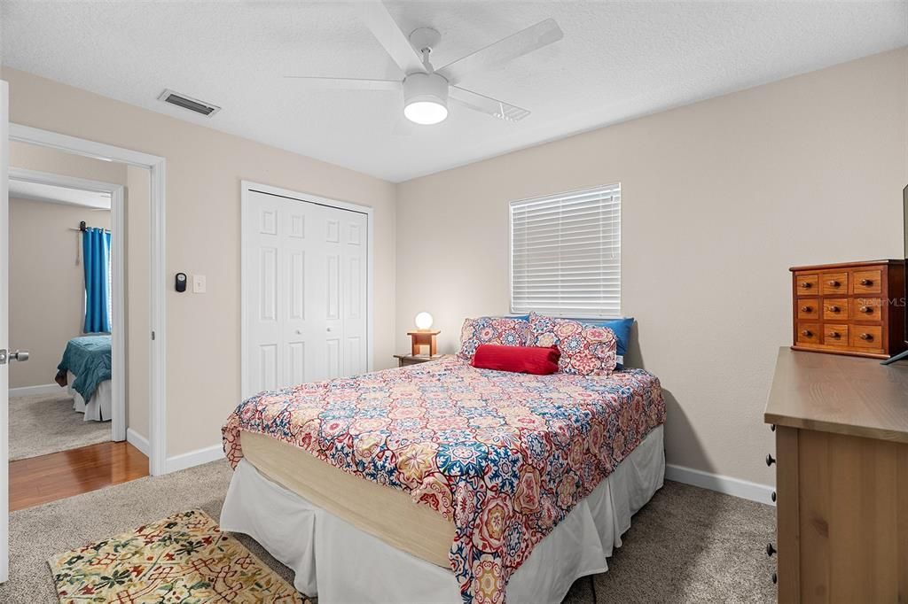 For Sale: $375,000 (3 beds, 2 baths, 1694 Square Feet)