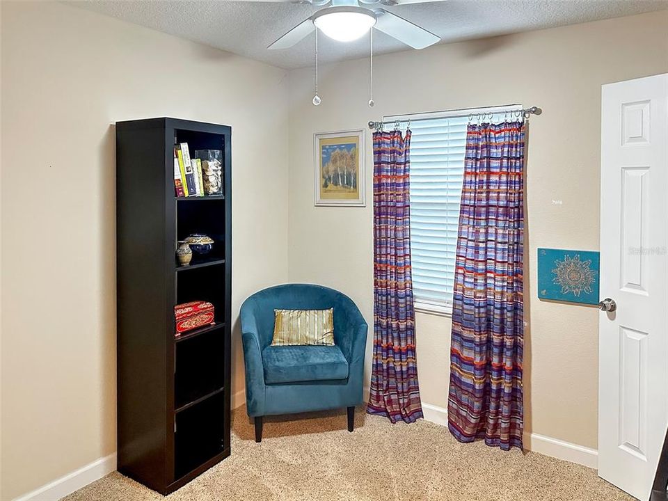 For Sale: $375,000 (3 beds, 2 baths, 1694 Square Feet)