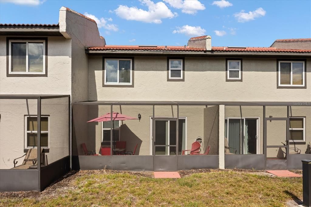 待售: $229,000 (2 贝兹, 0 浴室, 1052 平方英尺)