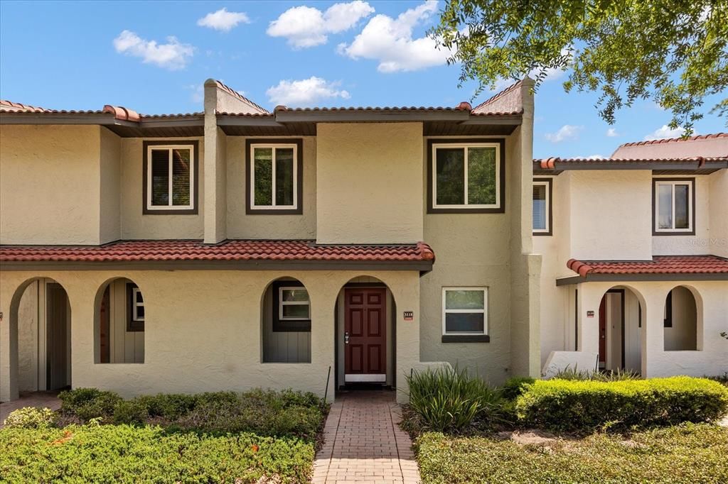 待售: $229,000 (2 贝兹, 0 浴室, 1052 平方英尺)