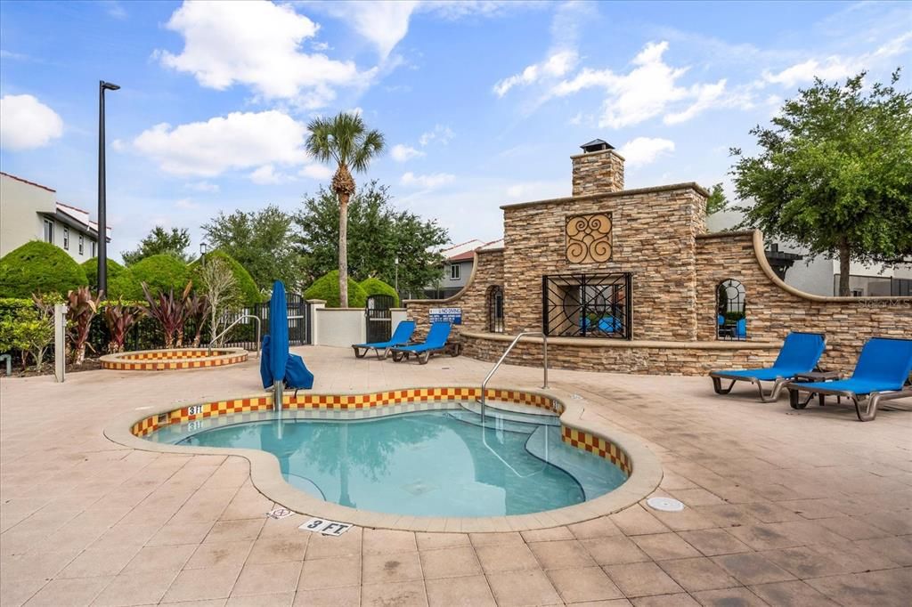 待售: $229,000 (2 贝兹, 0 浴室, 1052 平方英尺)