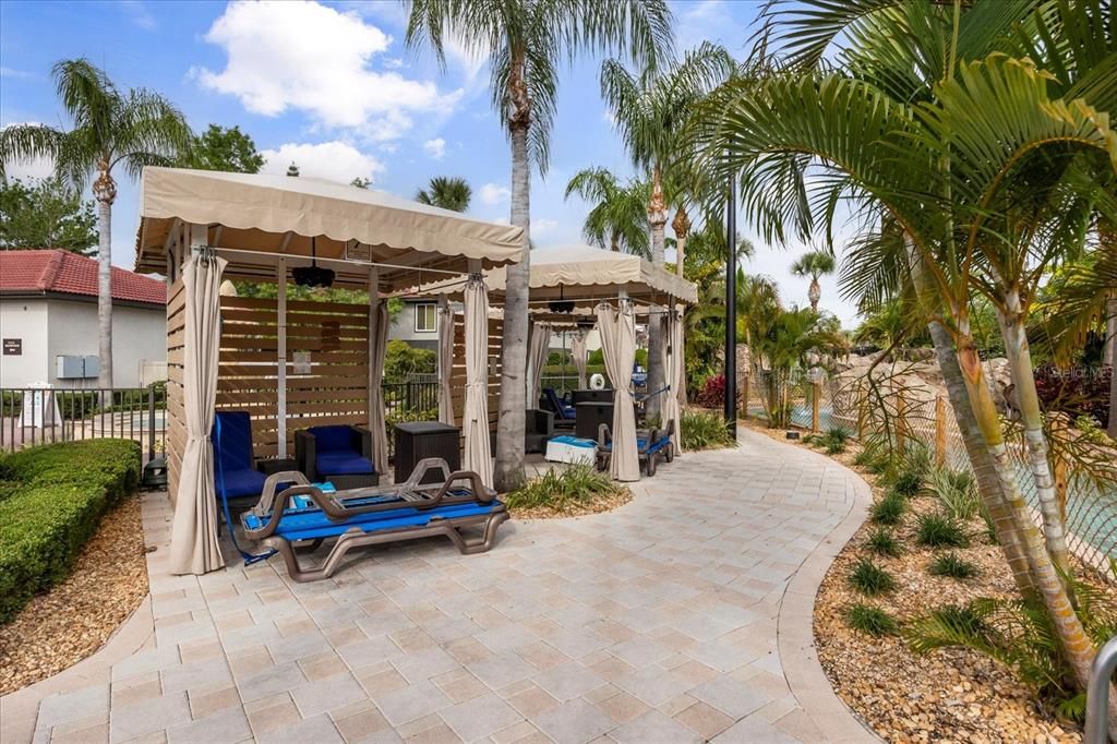 待售: $229,000 (2 贝兹, 0 浴室, 1052 平方英尺)