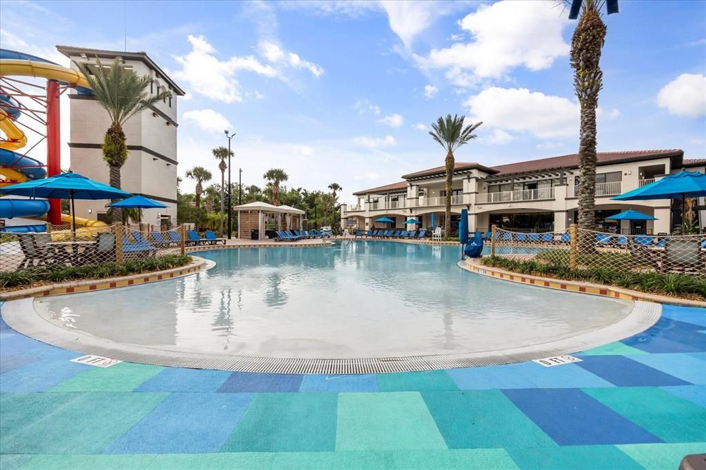 待售: $229,000 (2 贝兹, 0 浴室, 1052 平方英尺)