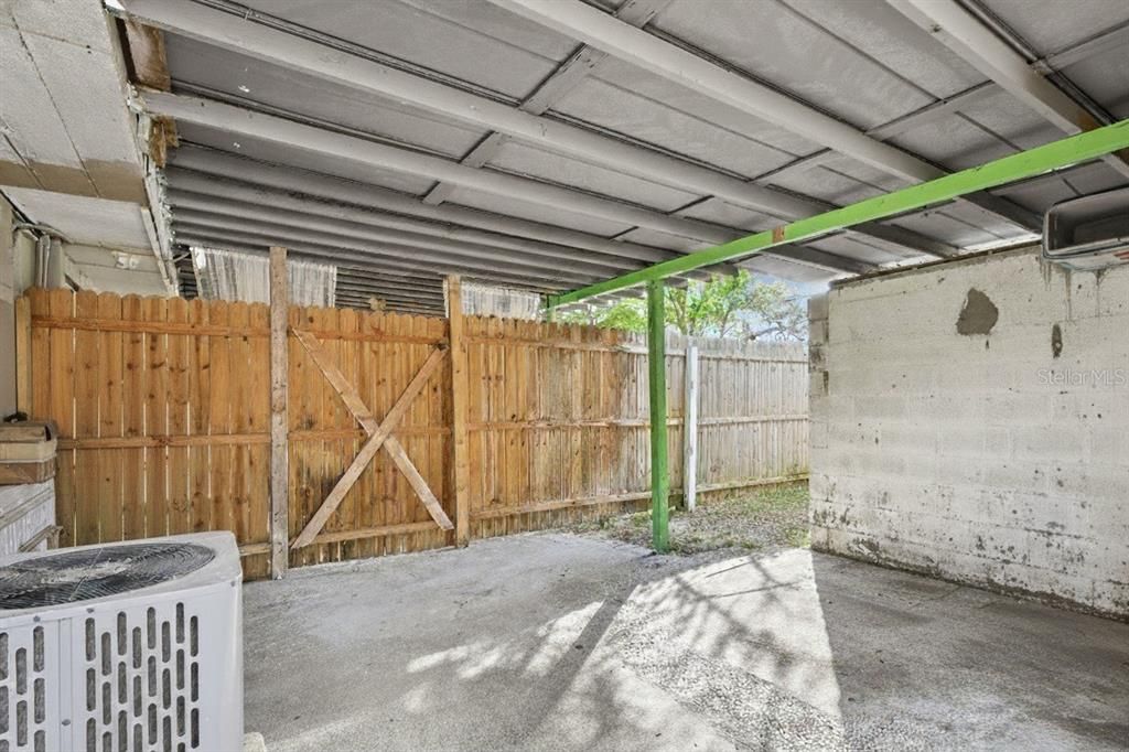 待售: $650,000 (3 贝兹, 2 浴室, 1683 平方英尺)