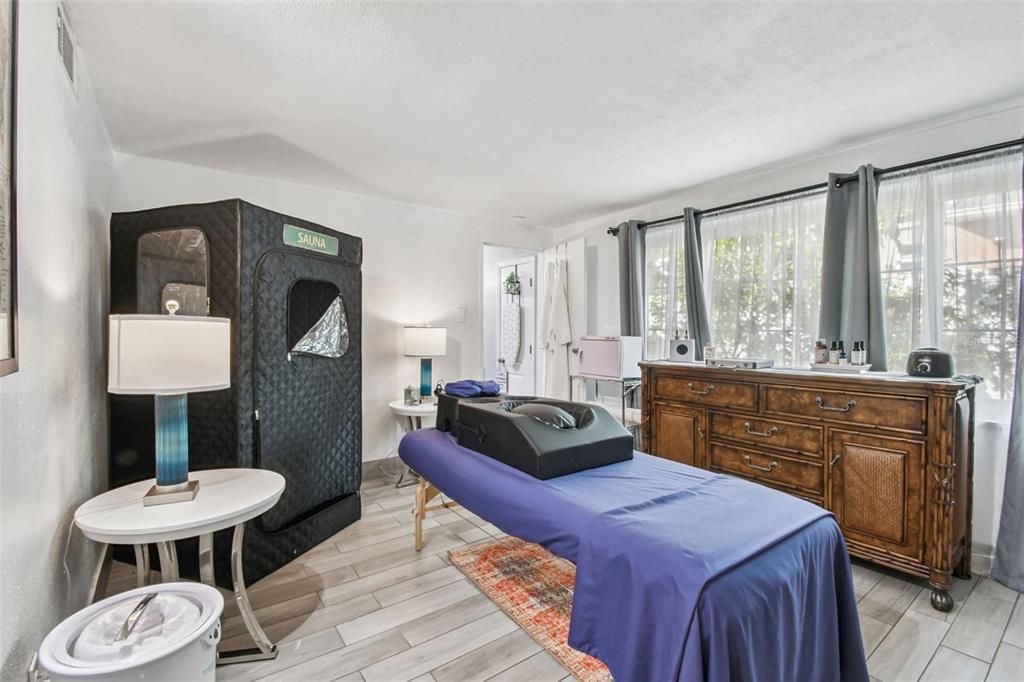 待售: $650,000 (3 贝兹, 2 浴室, 1683 平方英尺)