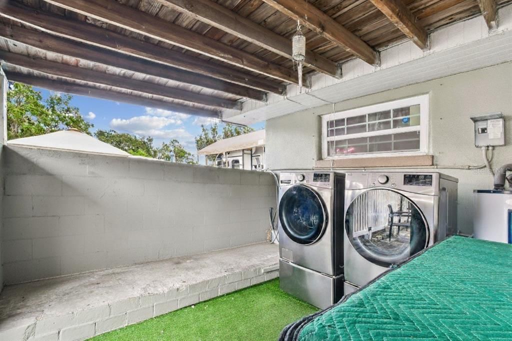 待售: $650,000 (3 贝兹, 2 浴室, 1683 平方英尺)