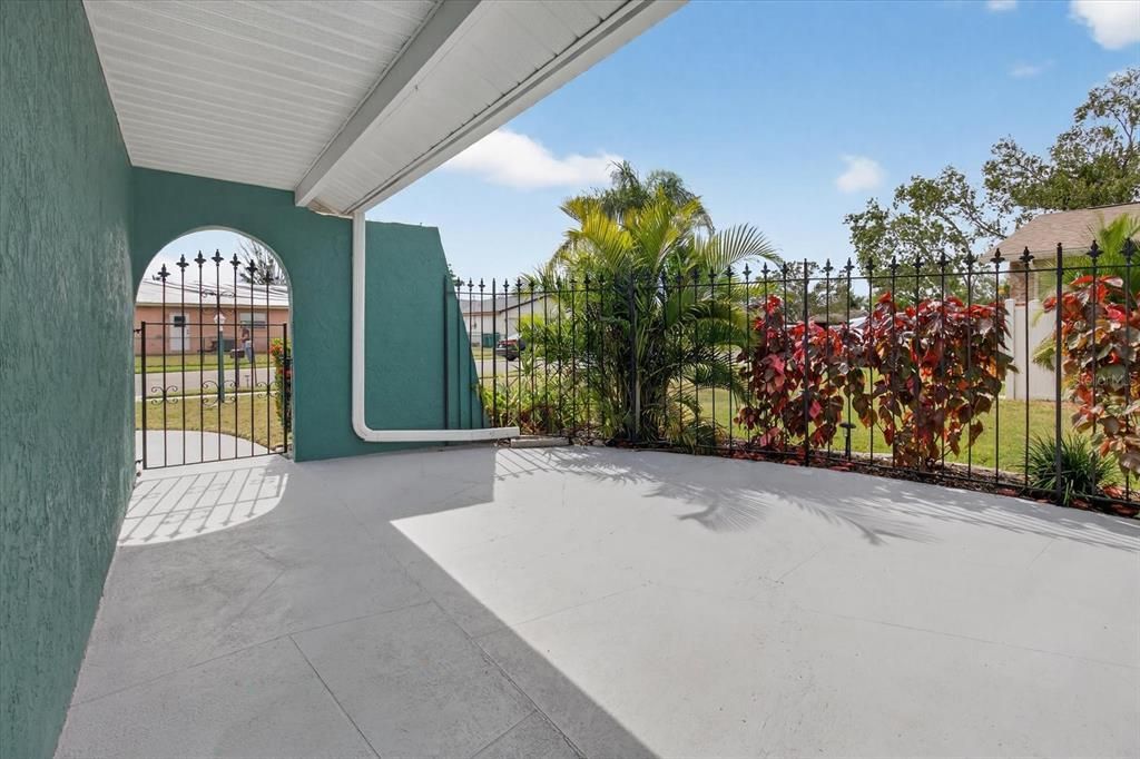 En Venta: $319,900 (3 camas, 2 baños, 1704 Pies cuadrados)