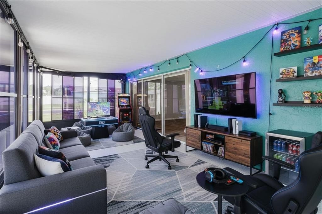 En Venta: $319,900 (3 camas, 2 baños, 1704 Pies cuadrados)