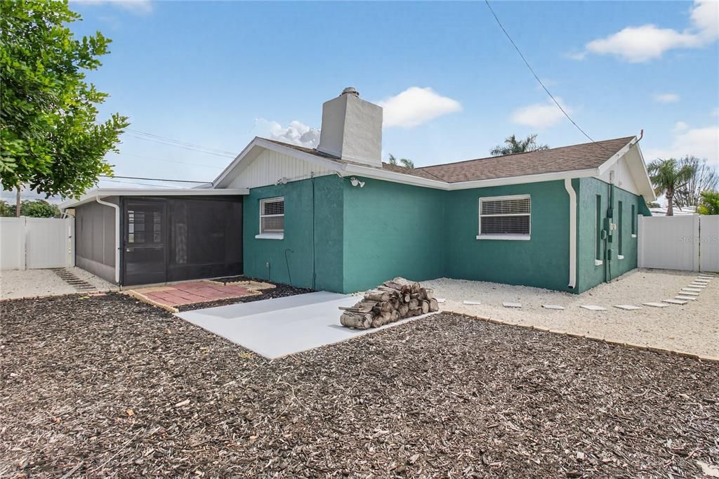 En Venta: $319,900 (3 camas, 2 baños, 1704 Pies cuadrados)