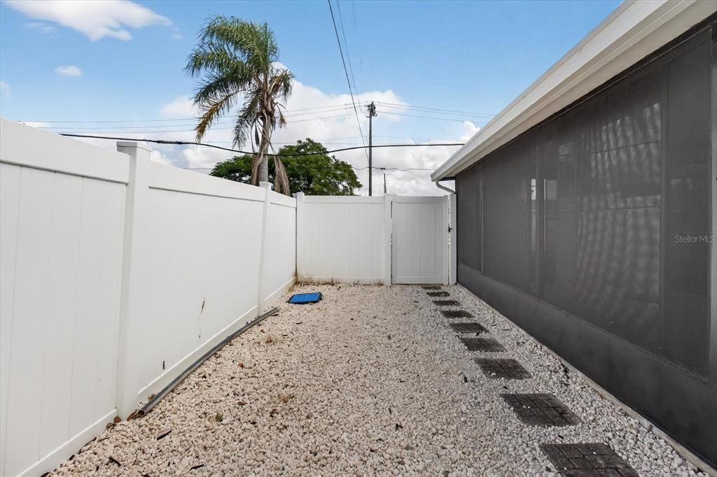 En Venta: $319,900 (3 camas, 2 baños, 1704 Pies cuadrados)