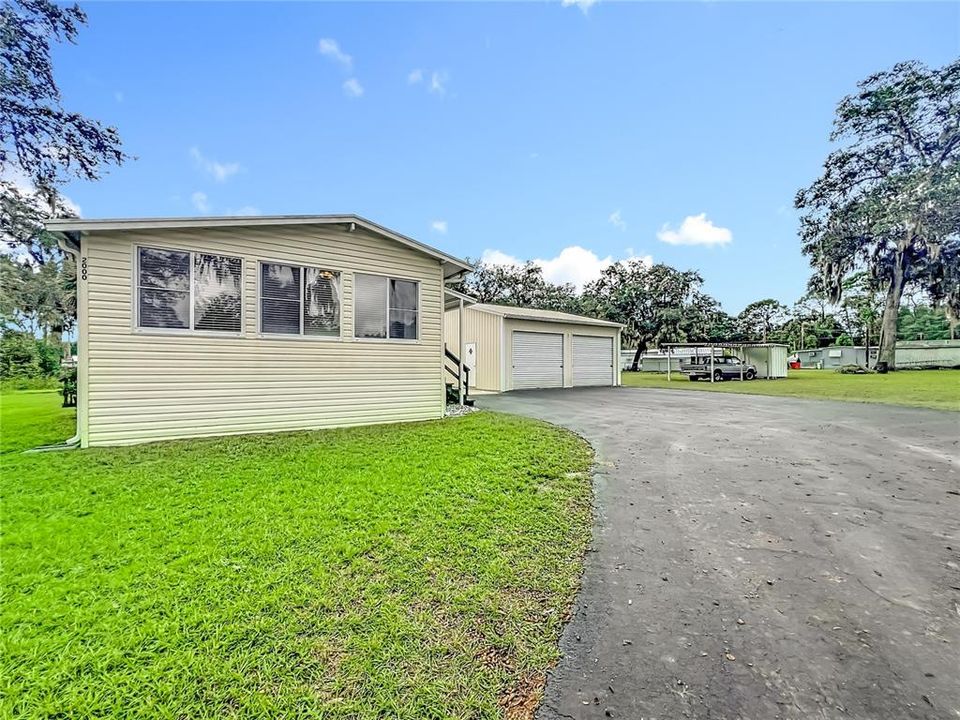 Под контрактом: $194,000 (3 спален, 2 ванн, 1468 Квадратных фут)