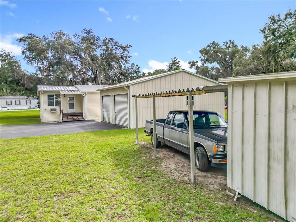 Под контрактом: $194,000 (3 спален, 2 ванн, 1468 Квадратных фут)