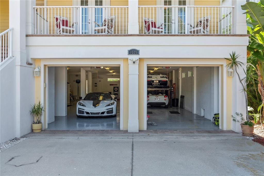 For Sale: $1,200,000 (4 beds, 4 baths, 3662 Square Feet)