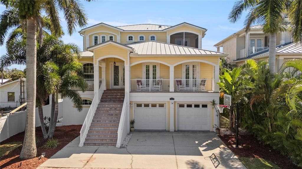 For Sale: $1,200,000 (4 beds, 4 baths, 3662 Square Feet)