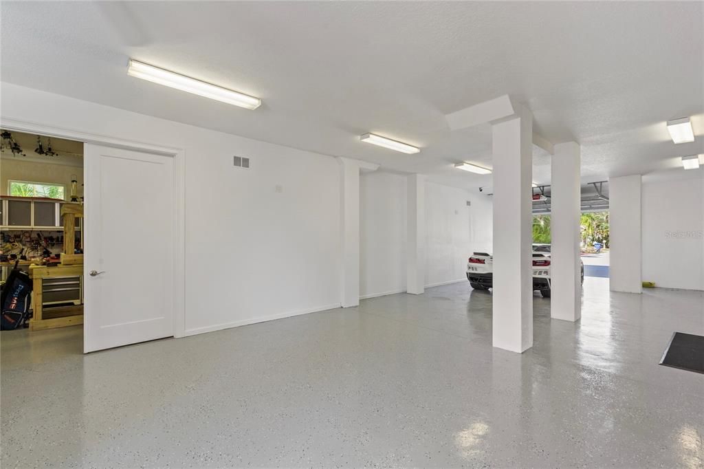 For Sale: $1,200,000 (4 beds, 4 baths, 3662 Square Feet)