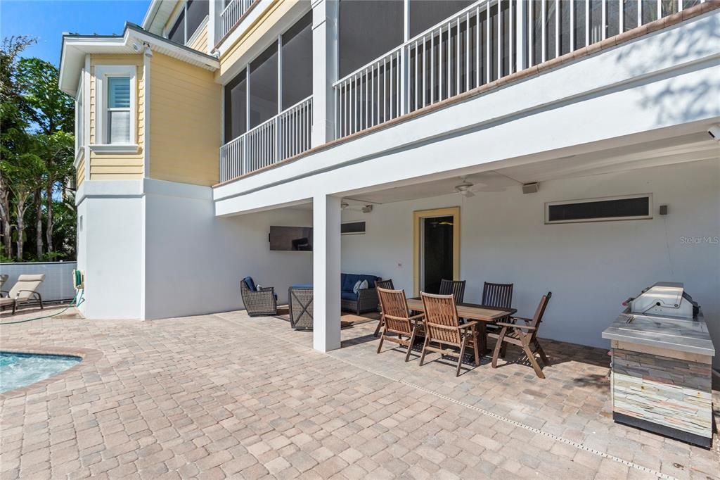 For Sale: $1,200,000 (4 beds, 4 baths, 3662 Square Feet)