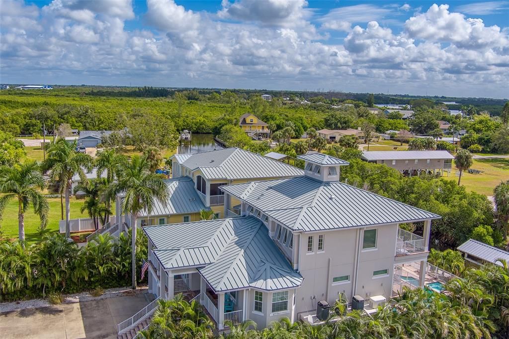 For Sale: $1,200,000 (4 beds, 4 baths, 3662 Square Feet)