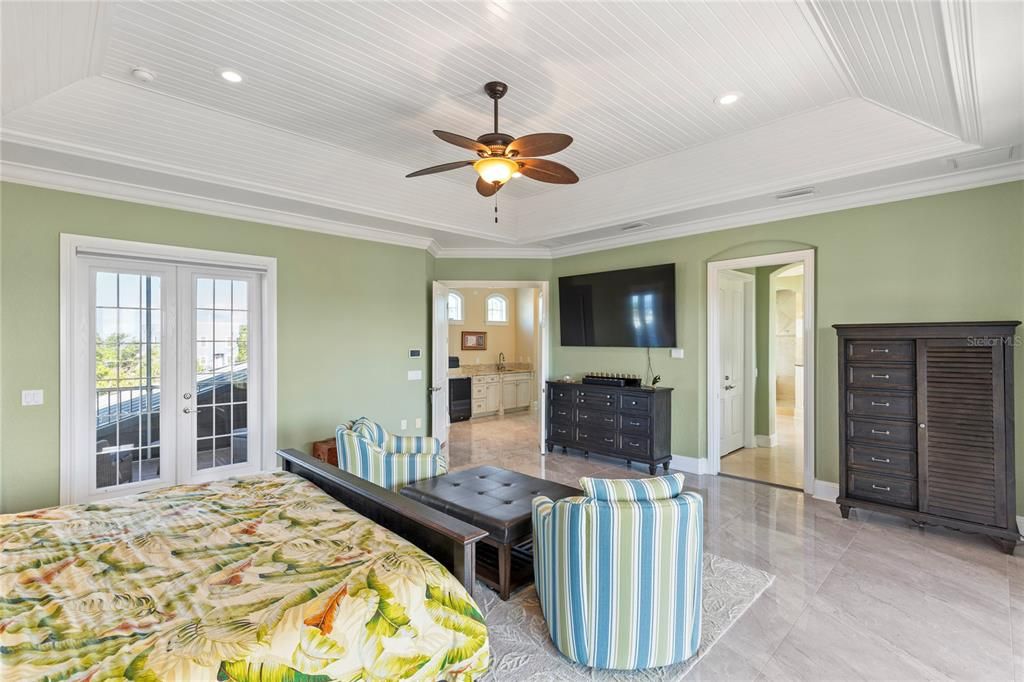 For Sale: $1,200,000 (4 beds, 4 baths, 3662 Square Feet)