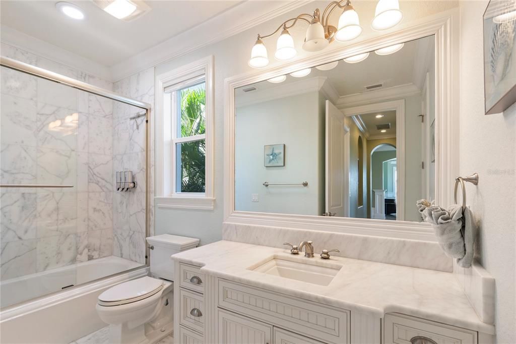 For Sale: $1,200,000 (4 beds, 4 baths, 3662 Square Feet)