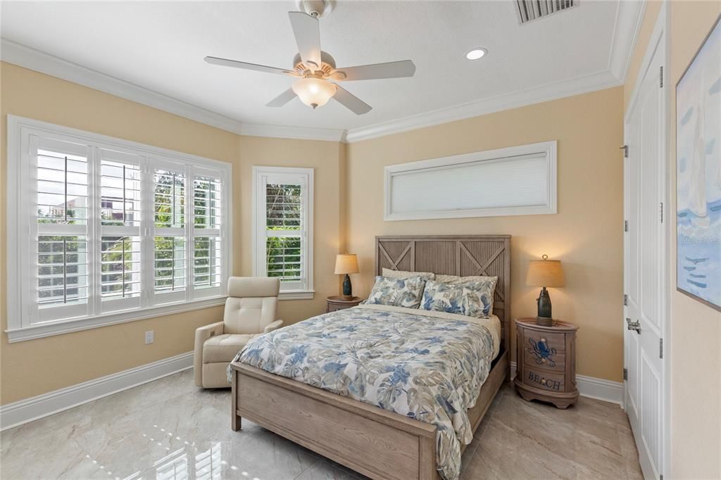 For Sale: $1,200,000 (4 beds, 4 baths, 3662 Square Feet)