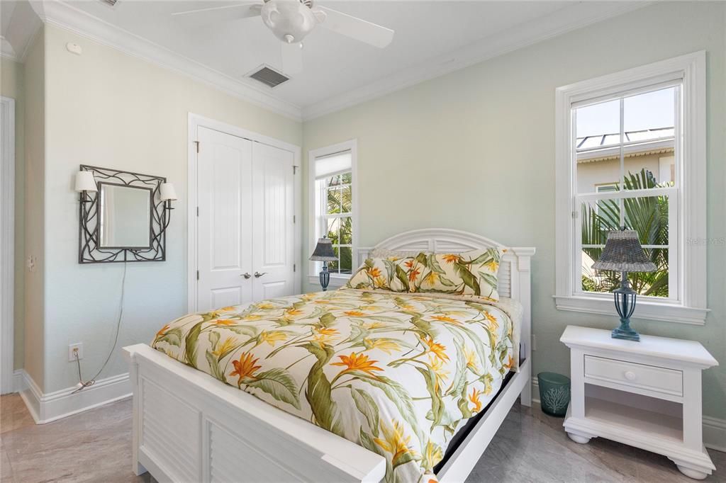 For Sale: $1,200,000 (4 beds, 4 baths, 3662 Square Feet)