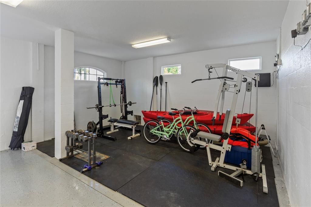 For Sale: $1,200,000 (4 beds, 4 baths, 3662 Square Feet)