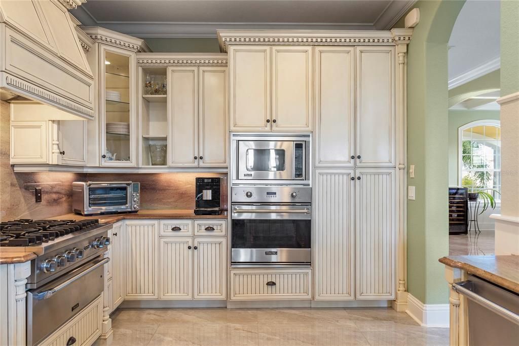 For Sale: $1,200,000 (4 beds, 4 baths, 3662 Square Feet)