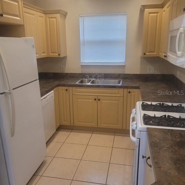 For Rent: $1,595 (2 beds, 2 baths, 1093 Square Feet)