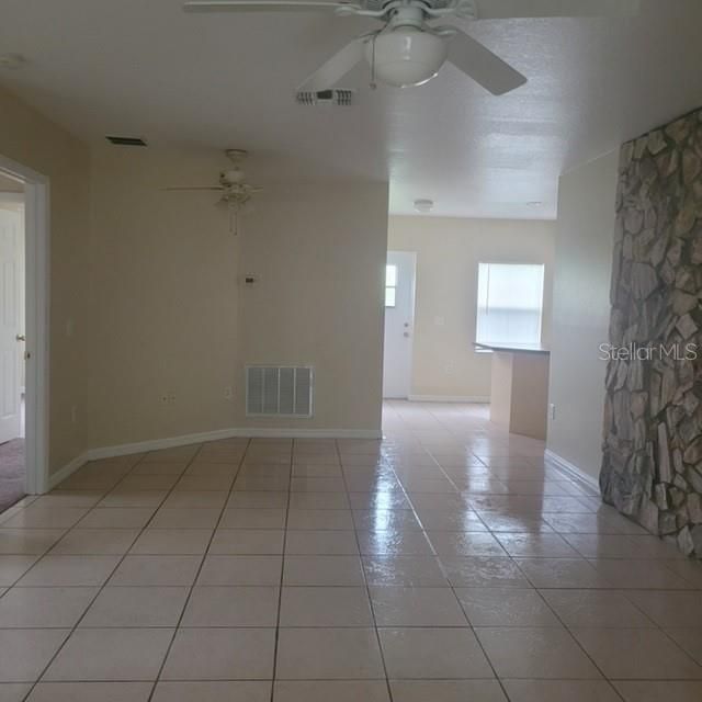 For Rent: $1,595 (2 beds, 2 baths, 1093 Square Feet)