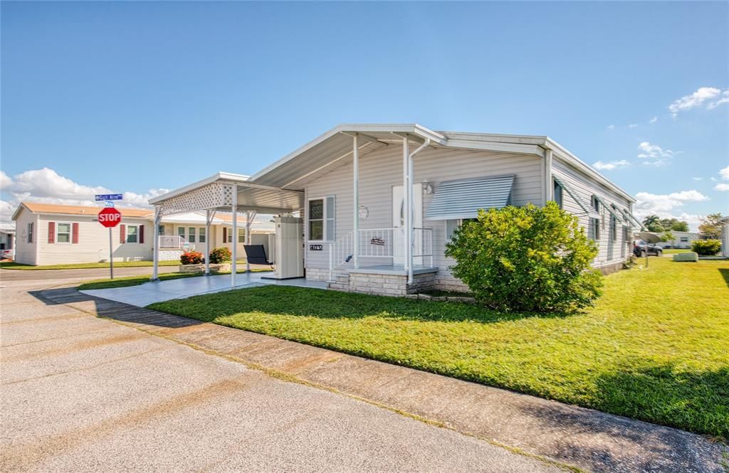 For Sale: $214,500 (2 beds, 2 baths, 1078 Square Feet)