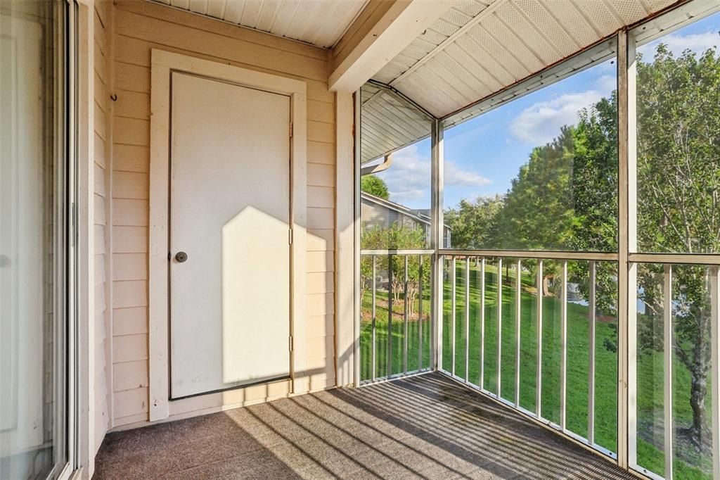 For Sale: $252,900 (2 beds, 2 baths, 1098 Square Feet)