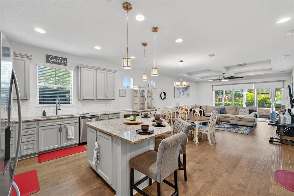 For Sale: $650,000 (5 beds, 4 baths, 3090 Square Feet)