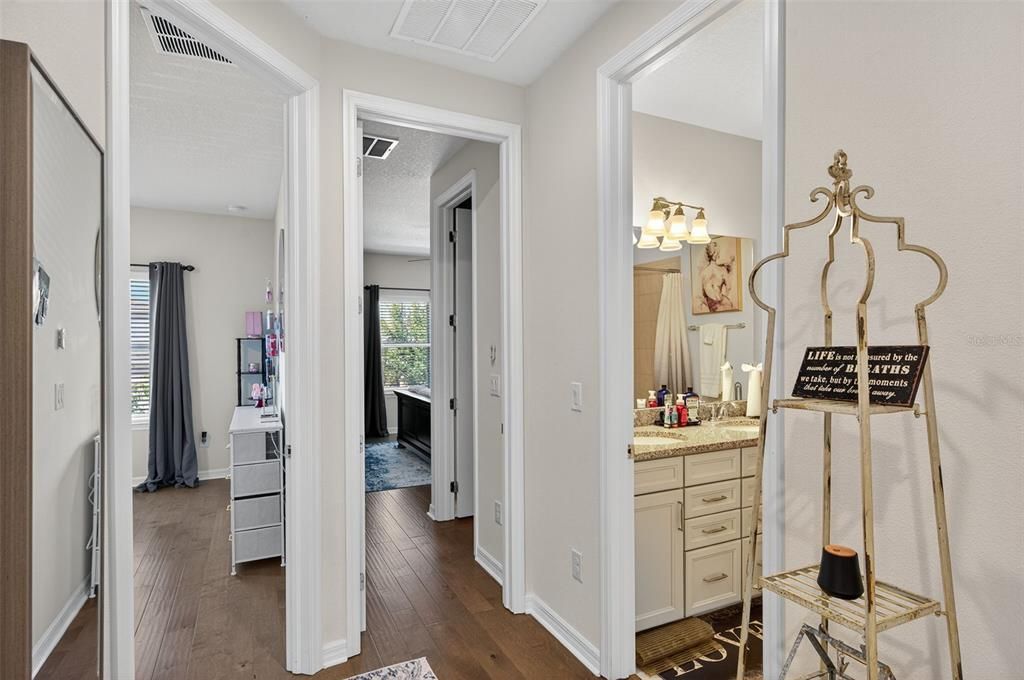 For Sale: $650,000 (5 beds, 4 baths, 3090 Square Feet)