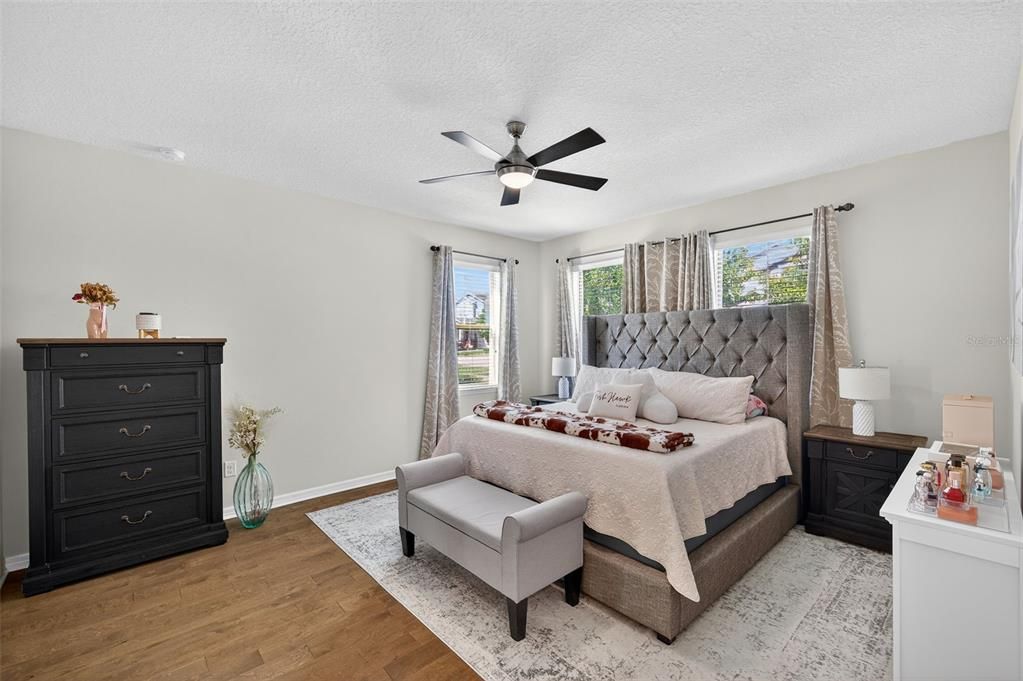 For Sale: $650,000 (5 beds, 4 baths, 3090 Square Feet)