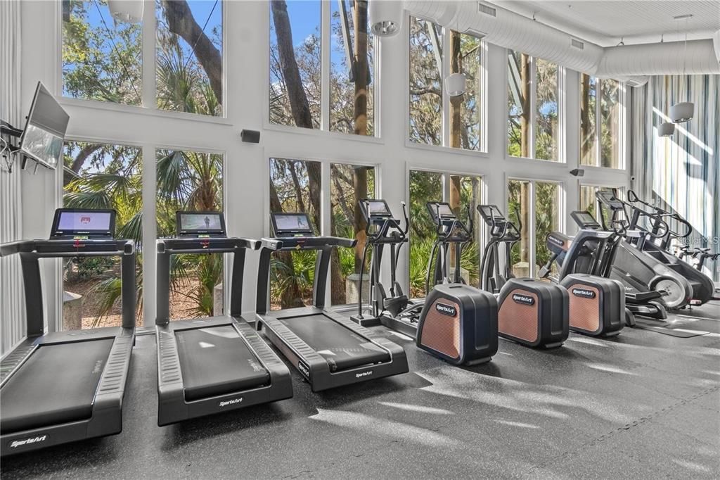 For Sale: $650,000 (5 beds, 4 baths, 3090 Square Feet)