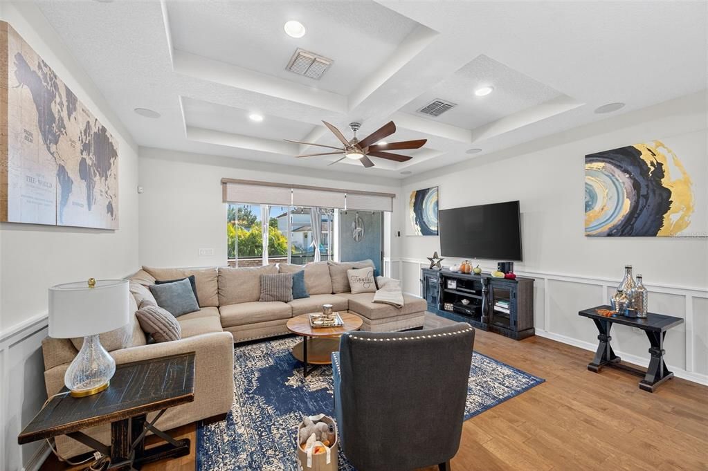 For Sale: $650,000 (5 beds, 4 baths, 3090 Square Feet)