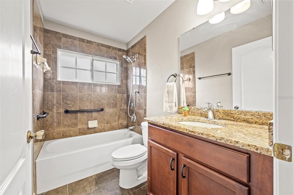 En Venta: $369,900 (3 camas, 2 baños, 1505 Pies cuadrados)