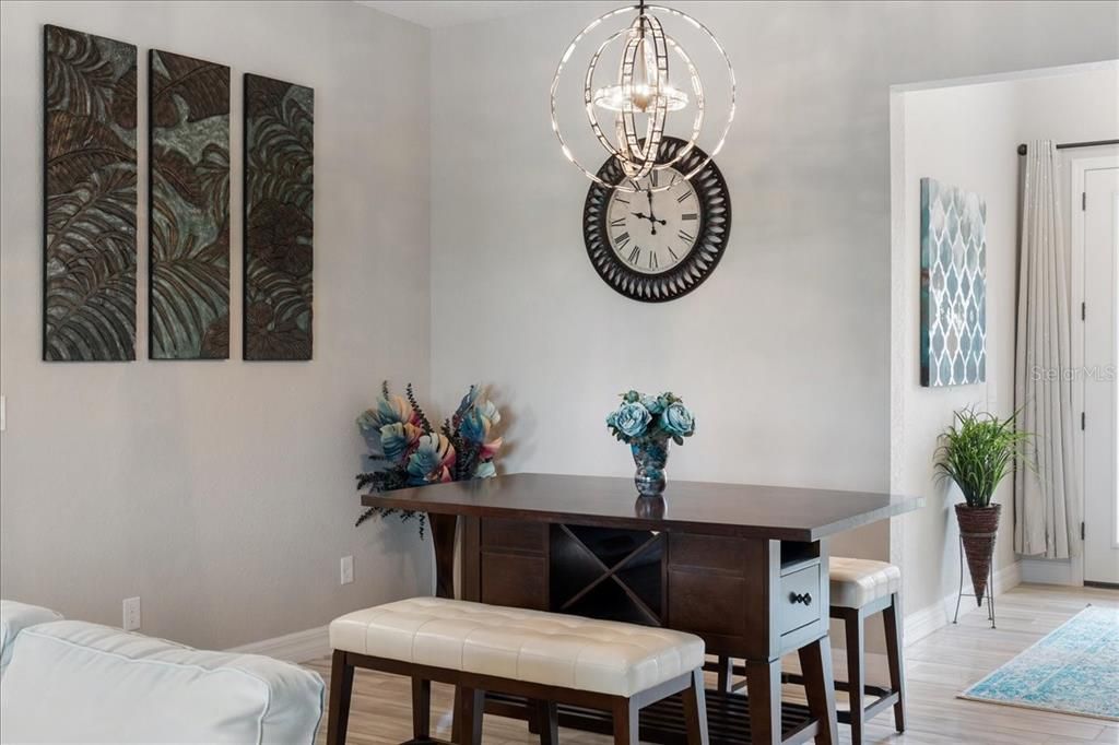 На продажу: $489,000 (3 спален, 2 ванн, 1700 Квадратных фут)