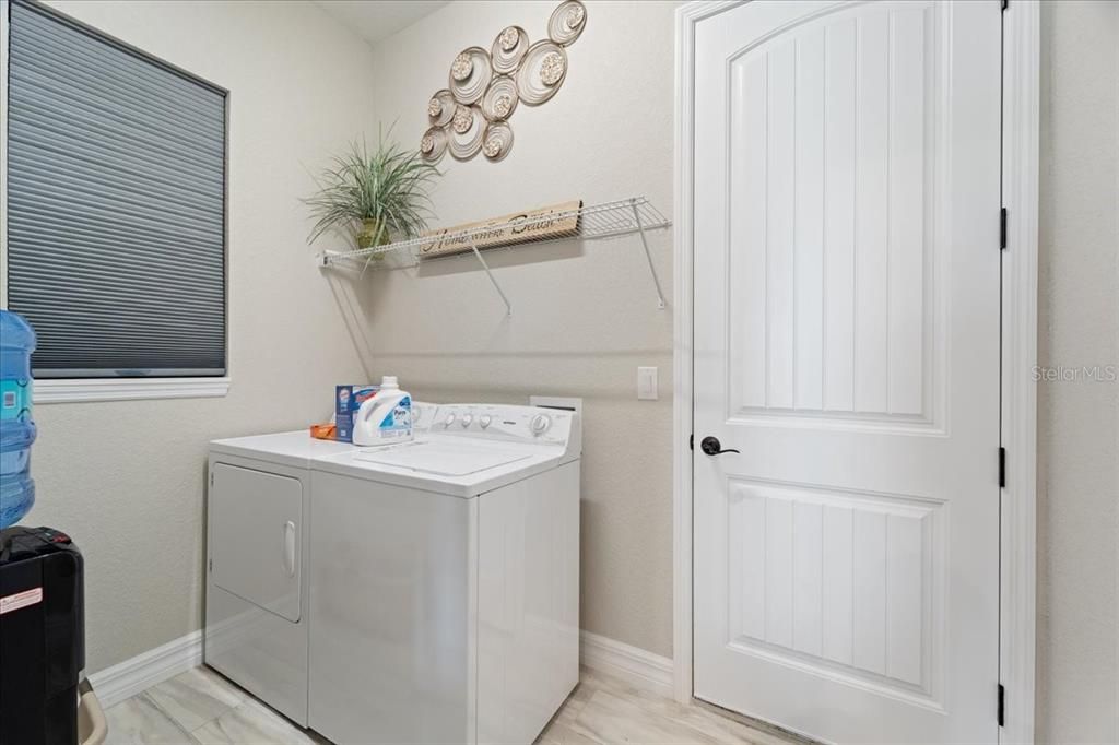 На продажу: $489,000 (3 спален, 2 ванн, 1700 Квадратных фут)