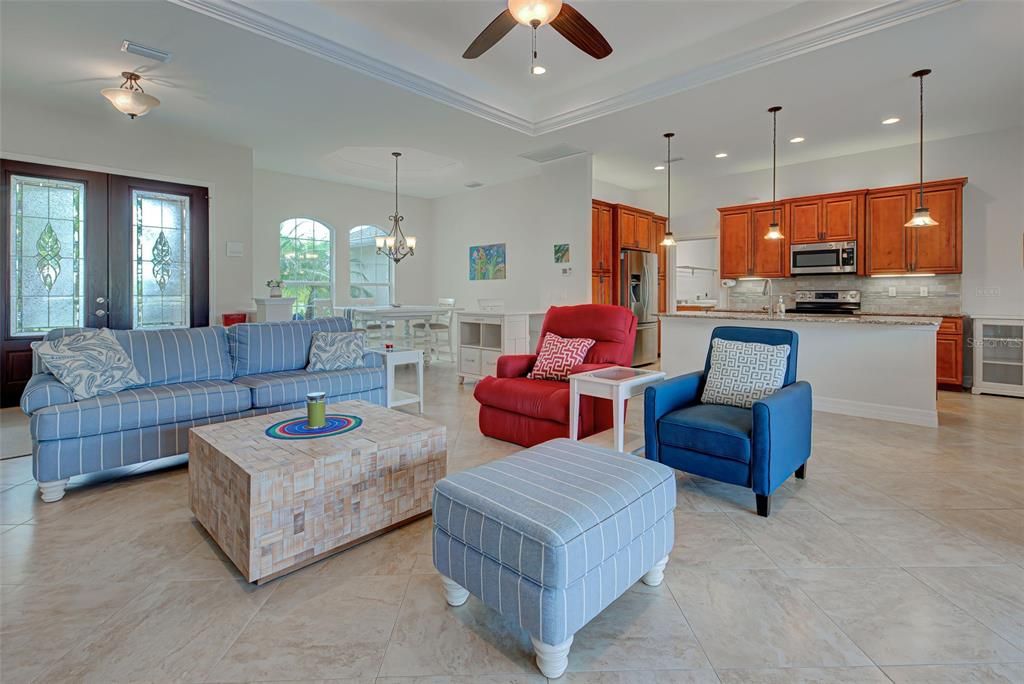 For Sale: $512,000 (3 beds, 2 baths, 1919 Square Feet)